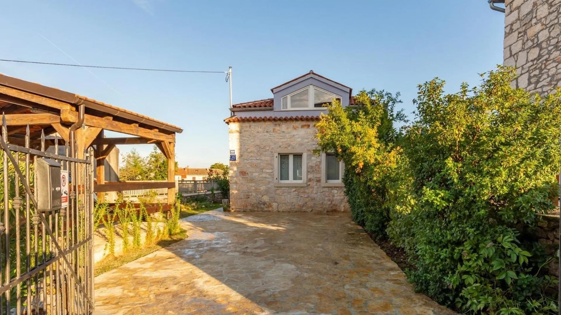 Ferienhaus Mit Privatpool Fuer 6 Personen Ca 140 Qm In Marcana, Istrien Suedkueste Von Istrien Marcana